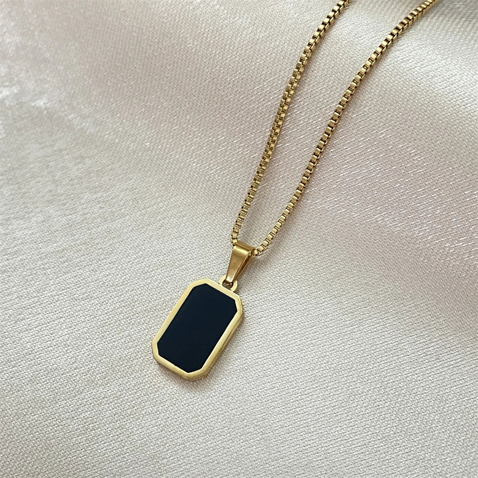 Collier classique avec pendentif carré noir pour femmes et hommes, personnalisé, couleur or, métal, bijoux quotidiens de fête