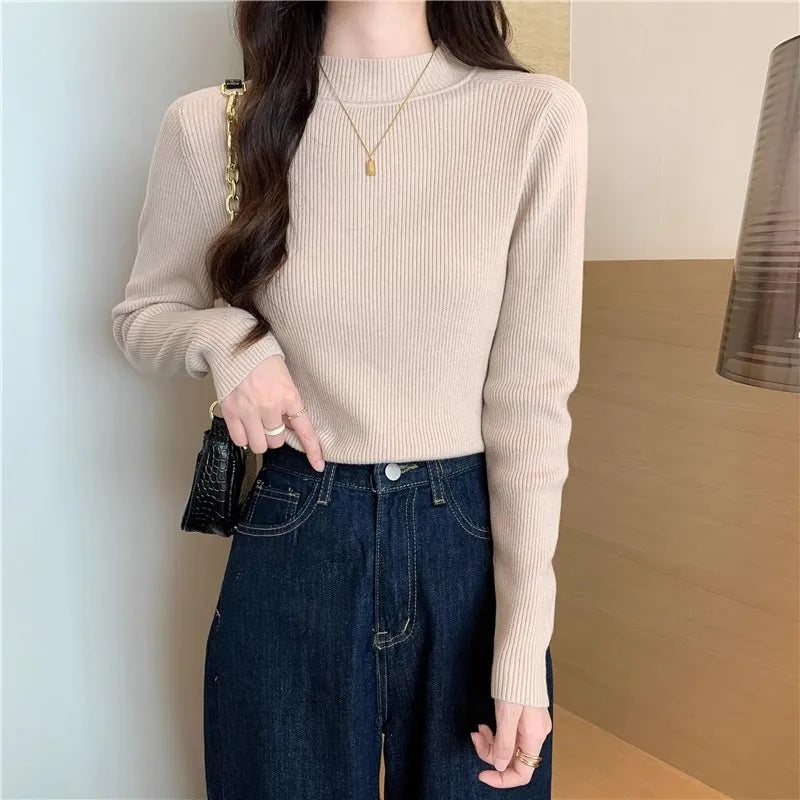 Long-sleeved sweater for women