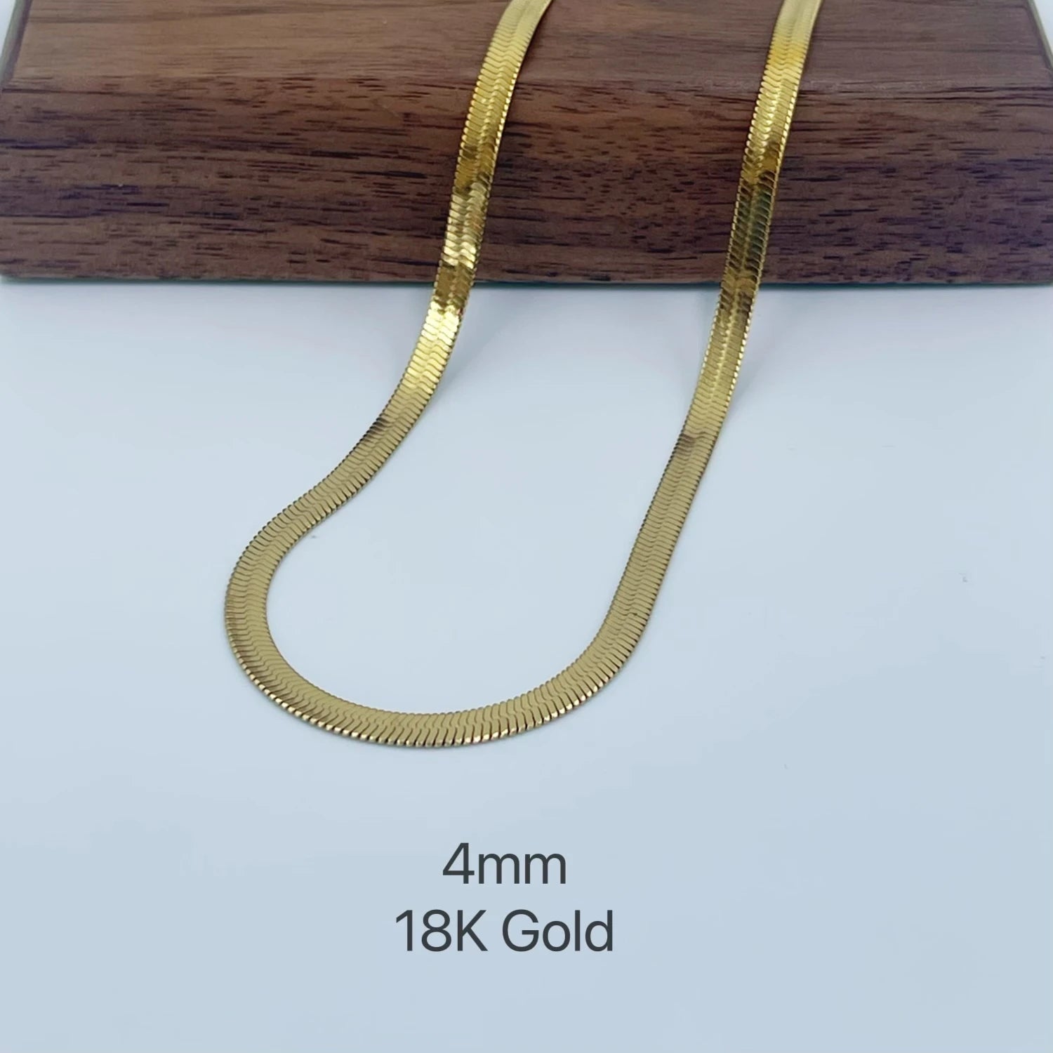 Collier minimaliste unisexe en chaîne serpent, ras du cou en acier inoxydable, couleur or, bijoux à la mode, cadeau pour elle femme et homme