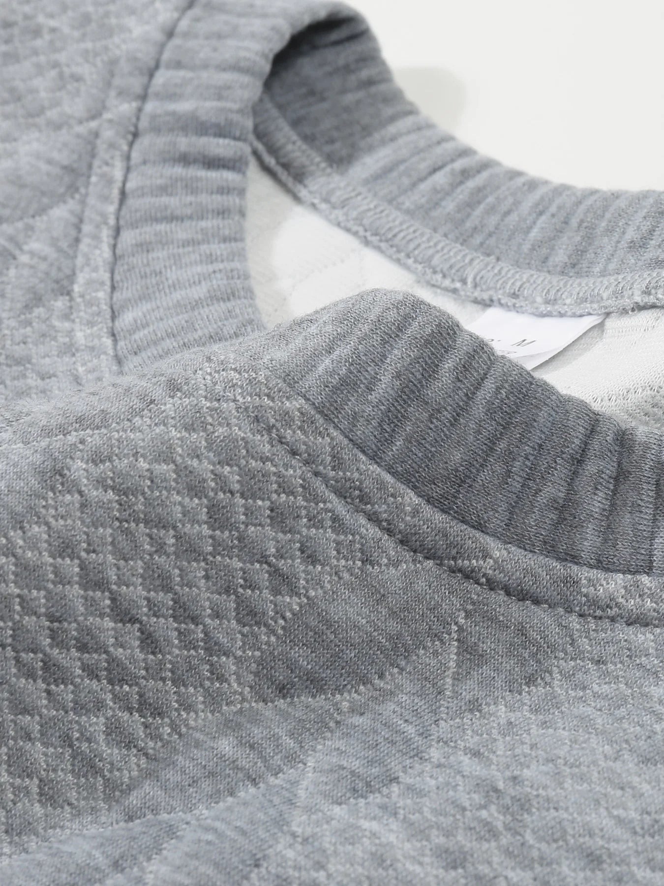 Autumn men's new round neck jacquard checkered high-end