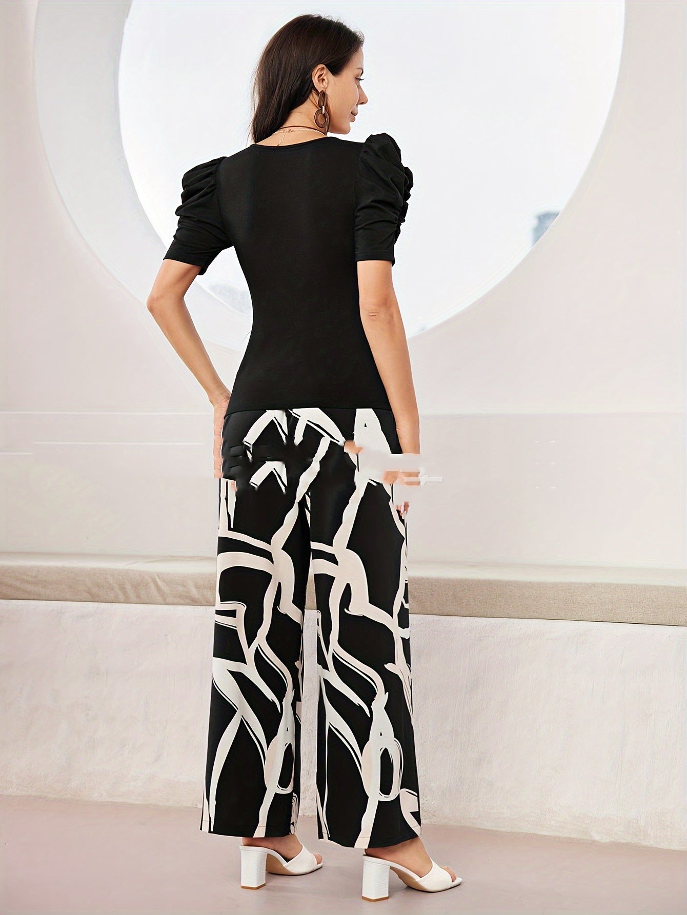 Ensemble deux pièces haut à manches courtes et pantalon large décontracté imprimé en jacquard tendance